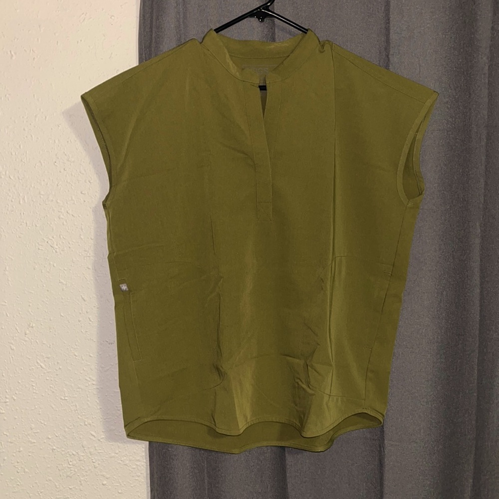 COPY - Figs Scrubs - Women’s Top and Bottom
